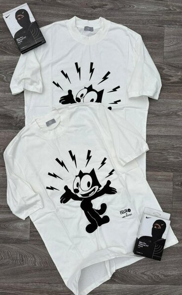 T-shirts imprimés tendance