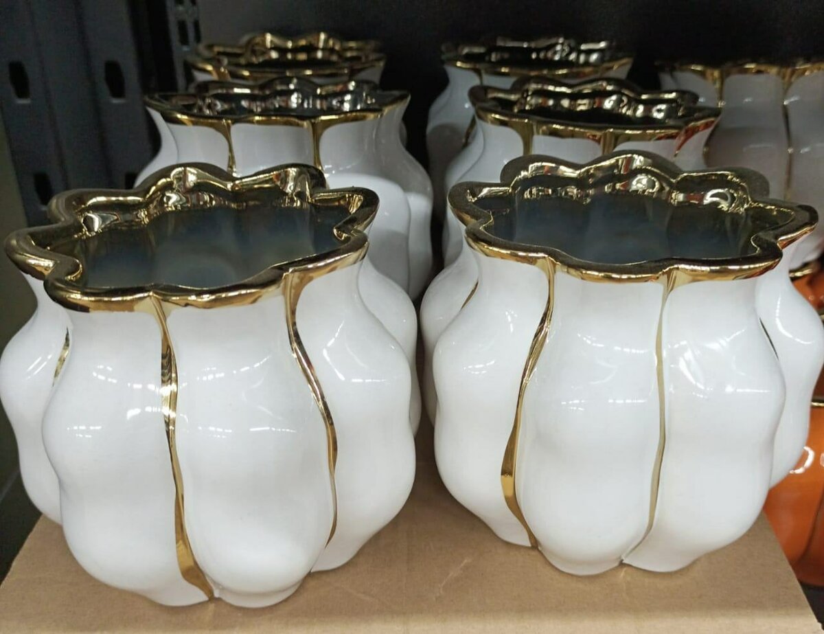 Vase décoratif en céramique