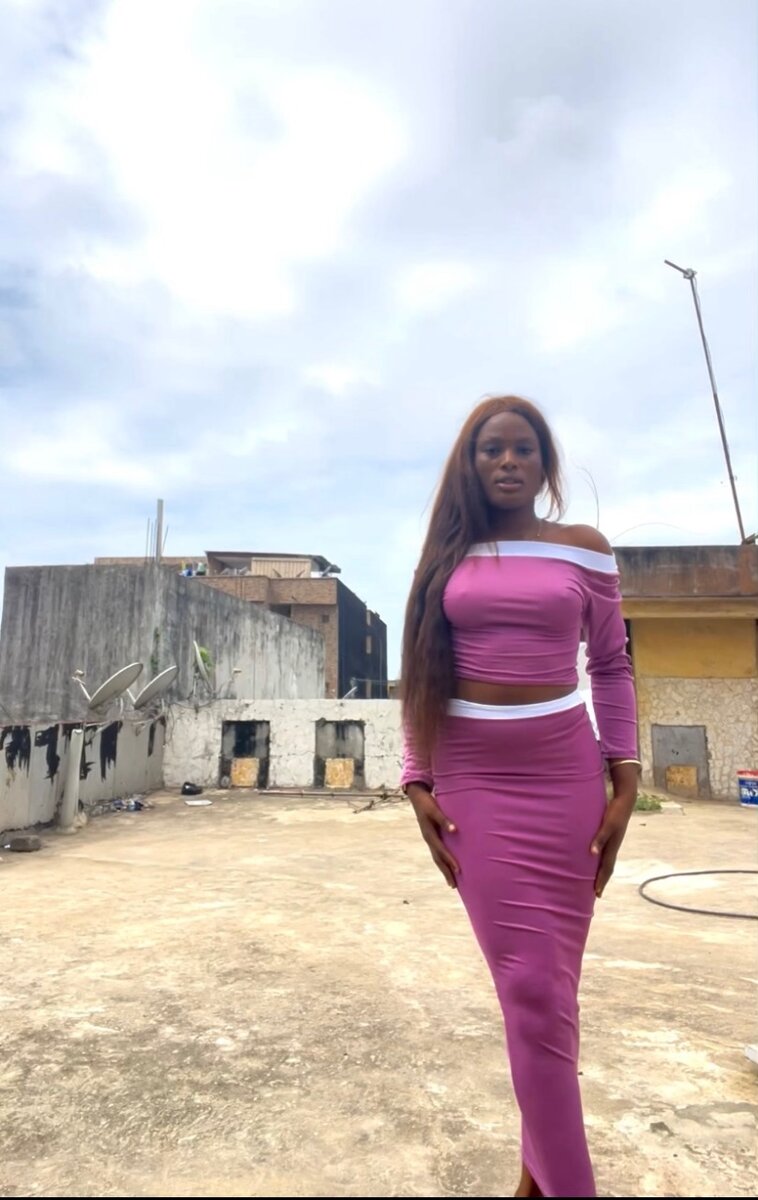 Ensemble élégant femme