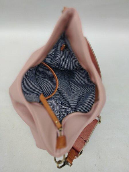 Sac à main en cuir rose