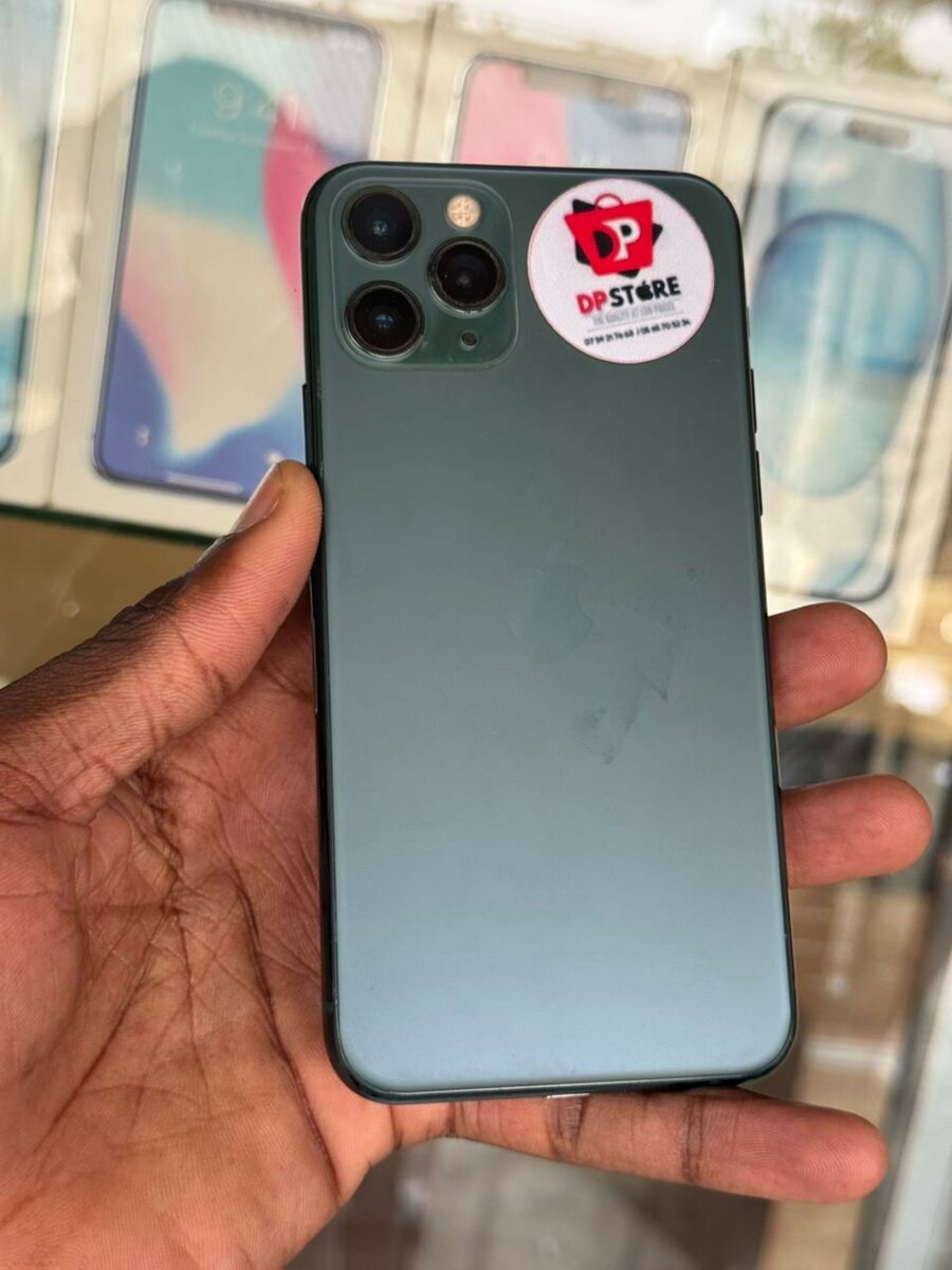 iPhone 11 Pro 64giga casineufs très propre
