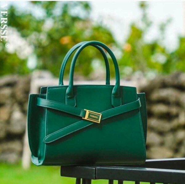 Sac à main en cuir élégant