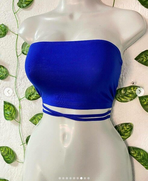 Top bandeau bleu élégant