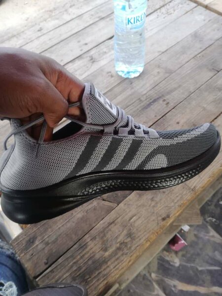 Lacoste, Addidas, Nike etc...