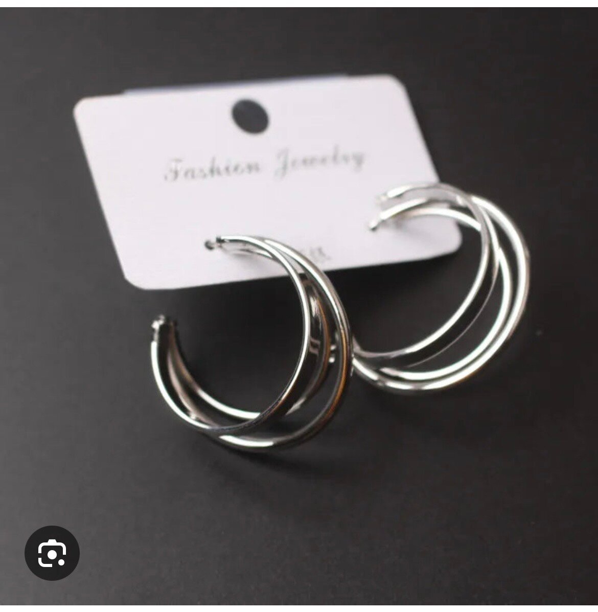 Boucles créoles dorées élégantes