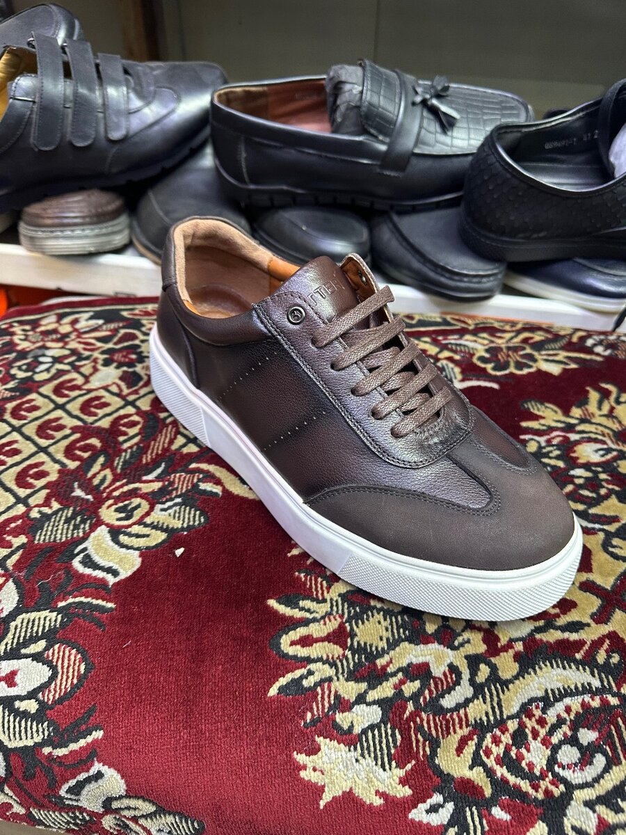 кожаные кеды