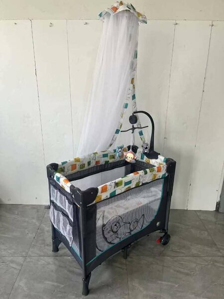 Lit Parapluie Bébé avec Baldaquin