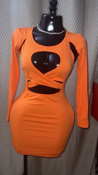 Robe courte et tendance