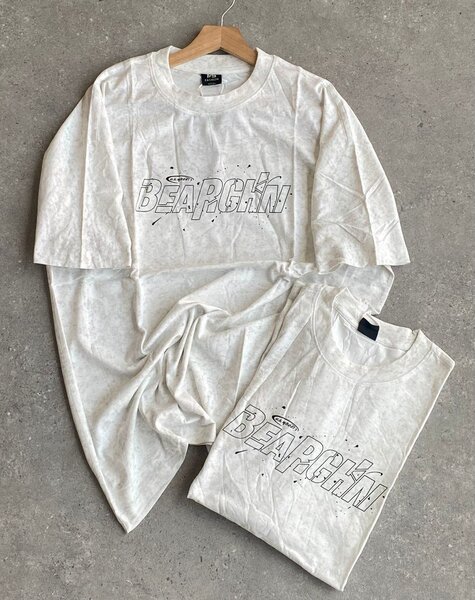 T-shirt blanc unisexe moderne