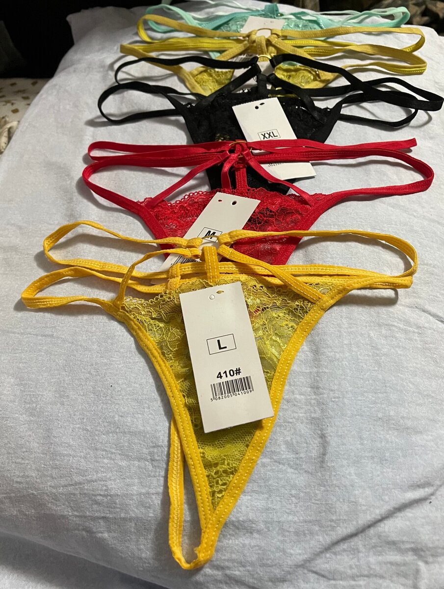 Culottes en dentelle multicolores