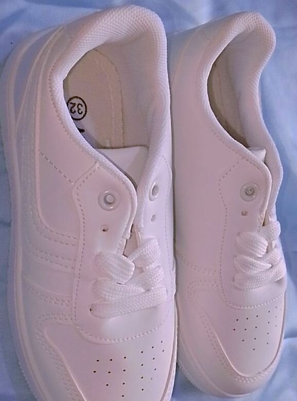 Baskets blanches élégantes