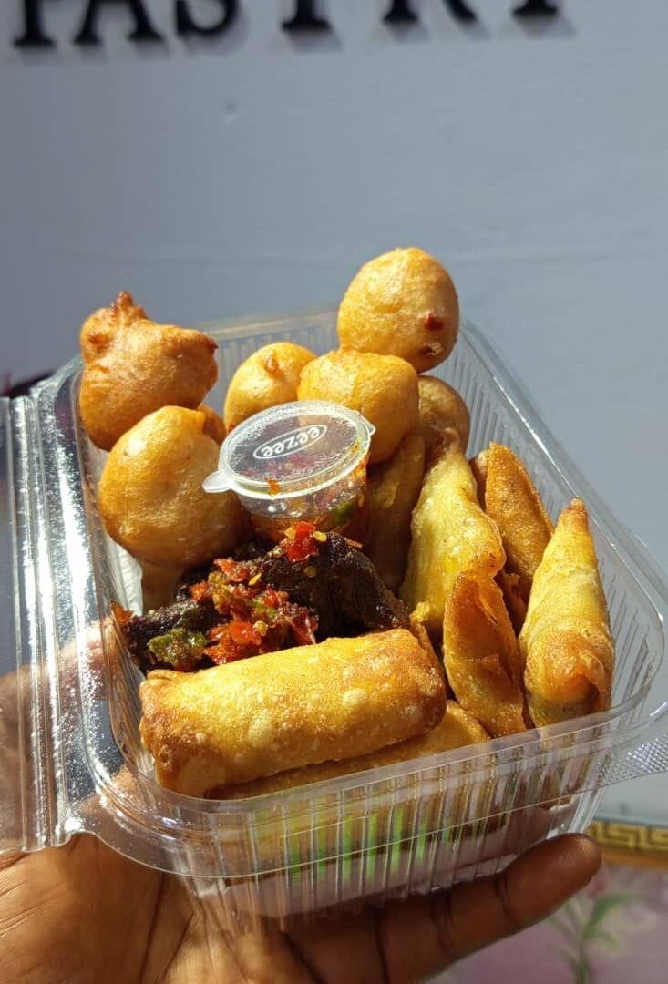 Assortiment de Pâtisseries Apéro