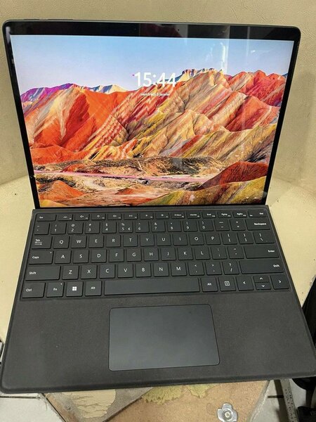 Surface pro 9 core i7