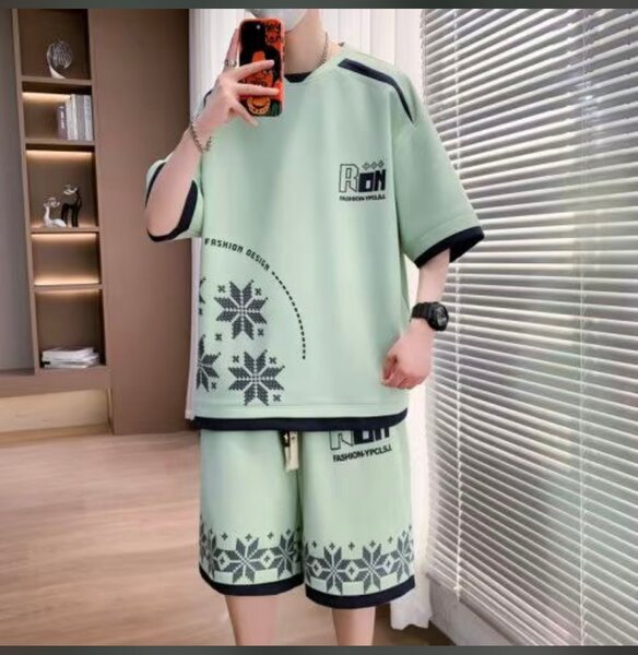 T-shirt "TRAPSTAR" moderne