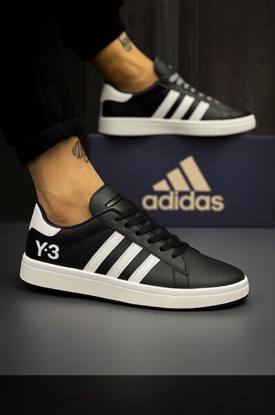 Sneakers Y-3 Adidas modernes