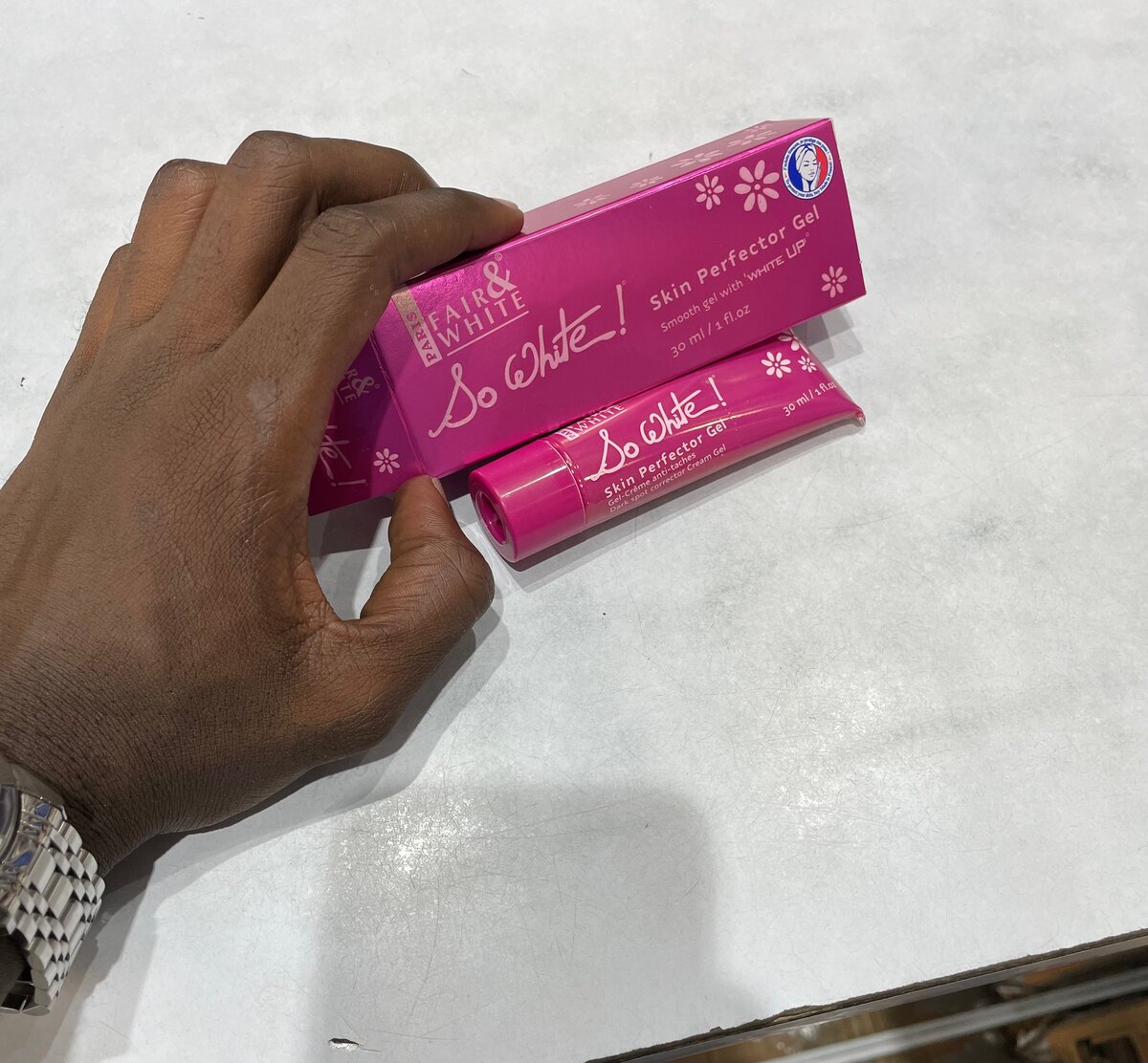 CRÈME ÉCLATANTE SO WHITE