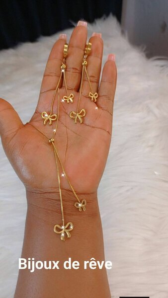 Boucles d'oreilles pendantes élégantes