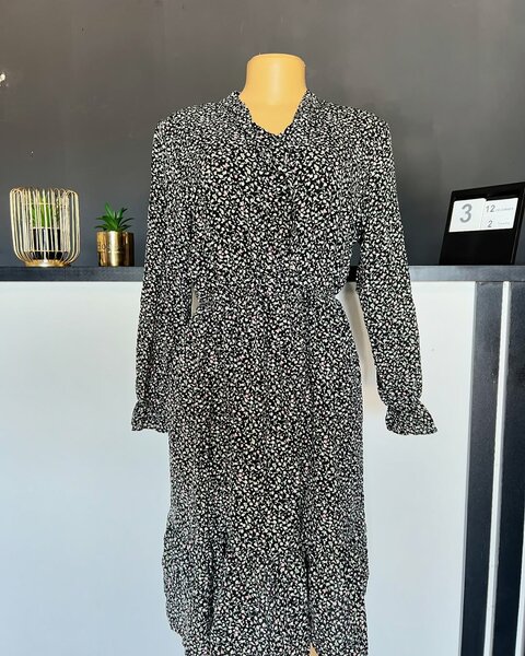 women's beautiful dress  Medium-Size 8