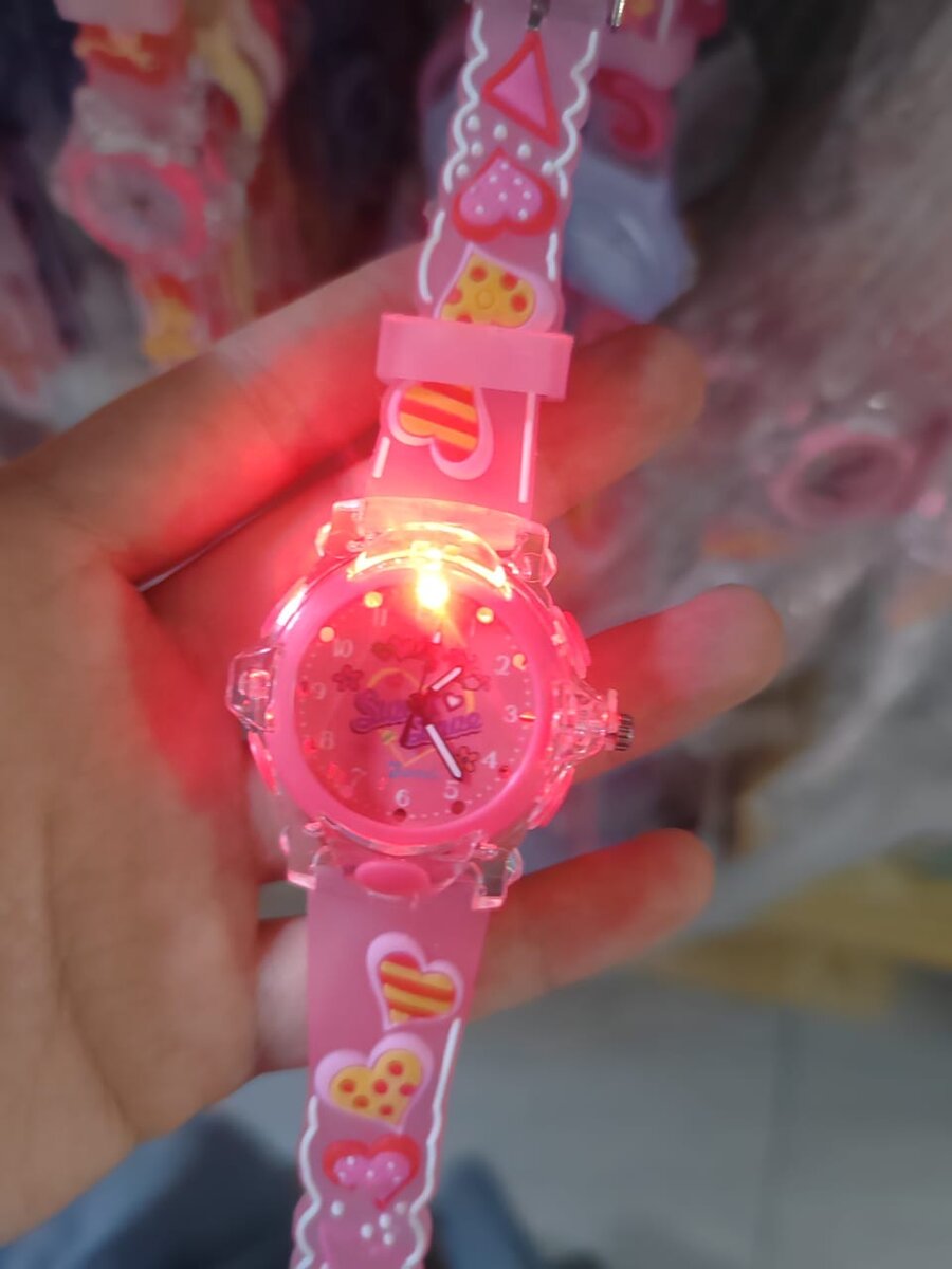 Montre Enfant Lumineuse Rose