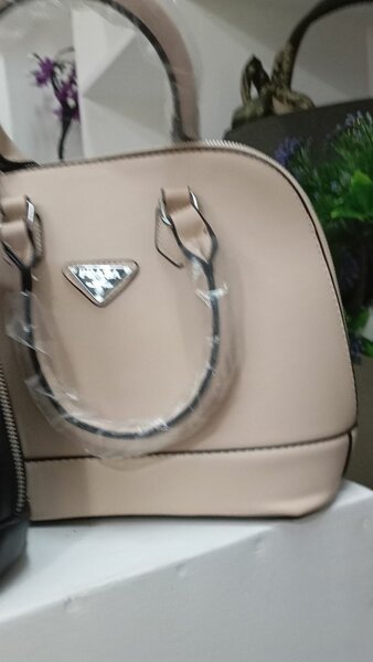 Sac à main Prada en coffret