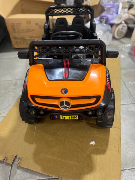 Voiture électrique pour enfants