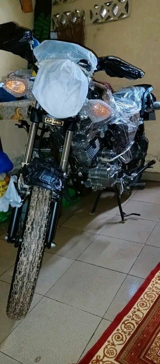 Moto tout-terrain robuste