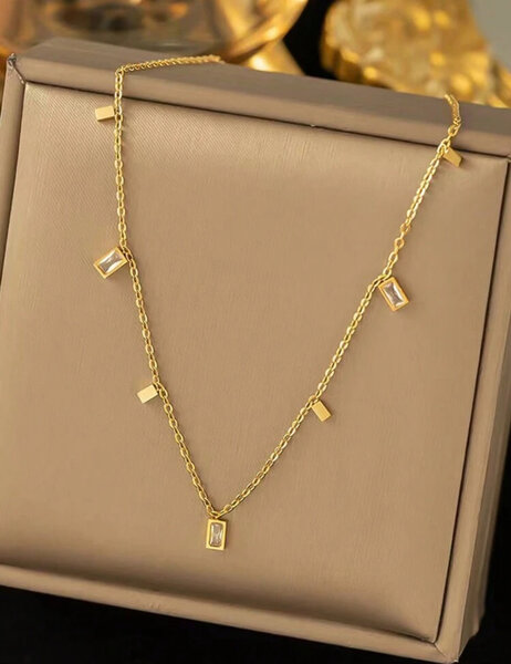 Collier Doré Élégant