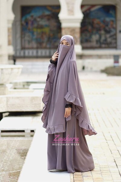 Voile avec robe élégante