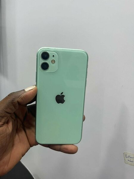 iPhone 11 Vert