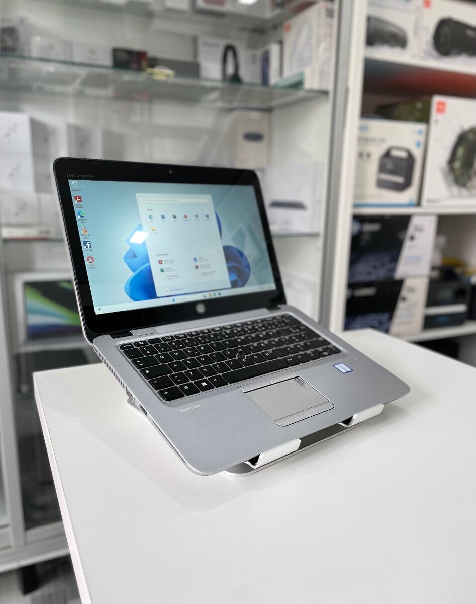 HP ELITEBOOK 820 G3 TOUCHSCREEN