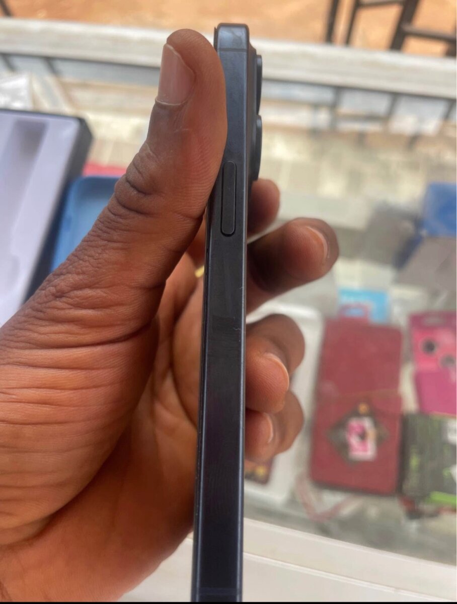 iPhone 14 Pro Max Noir