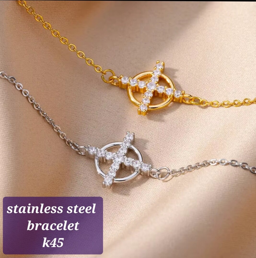 Round cross bracelet