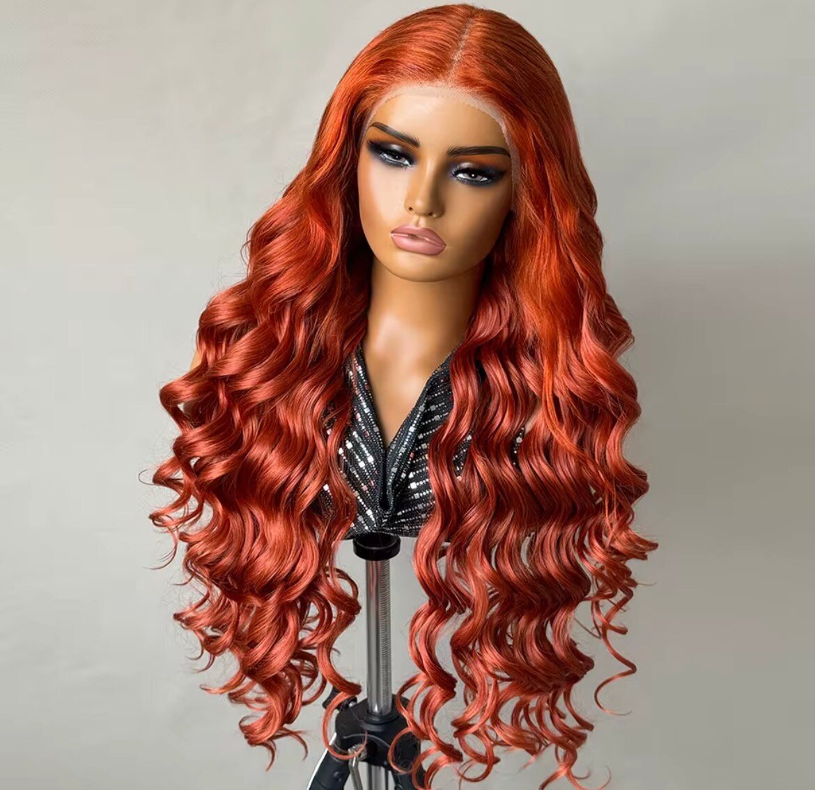 Perruque synthétique bouclée grande longueur