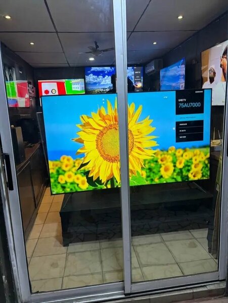 TV UHD 75" Samsung