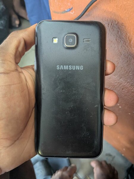 Samsung Galaxy compact