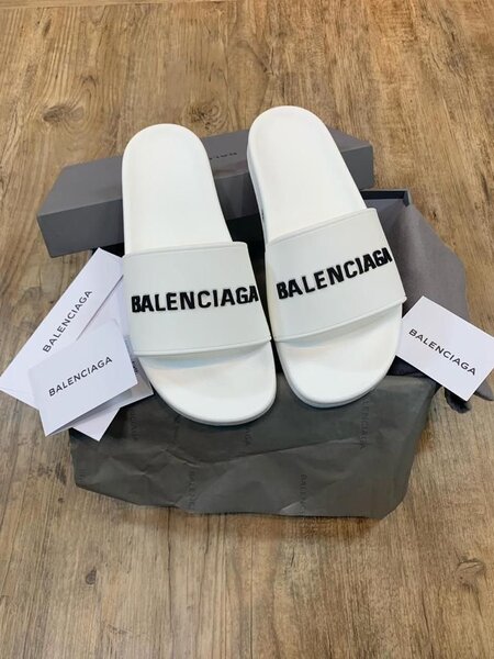 Claquettes Balenciaga Luxe
