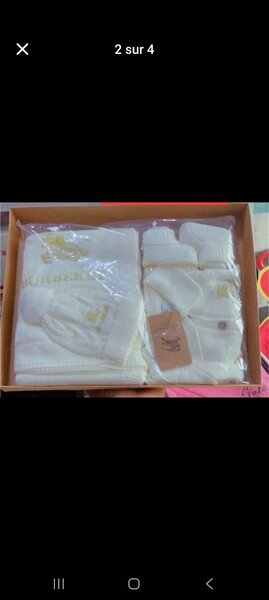 Ensemble bonnet et écharpe en laine