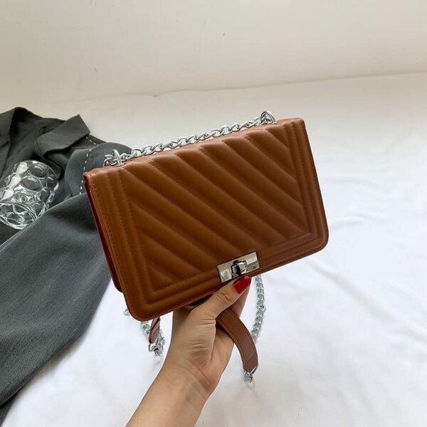 High quality, stylish women's bag brown