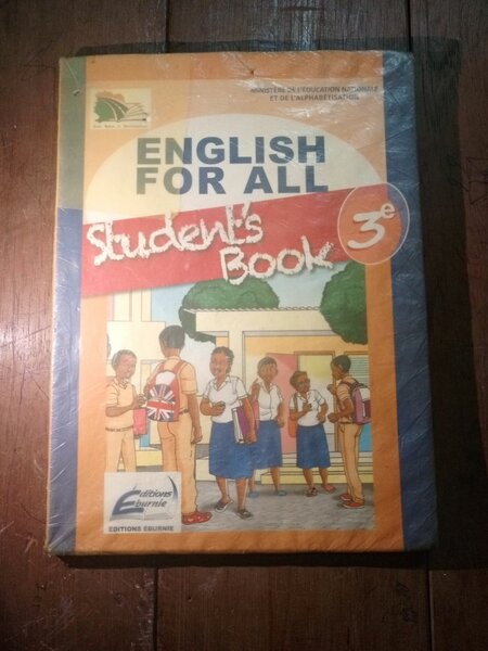 Livre d'anglais pour étudiants 3e