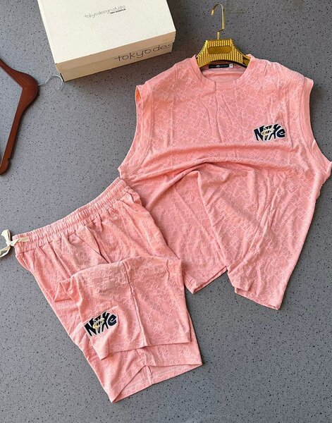 Quality sleeveless shirt and down