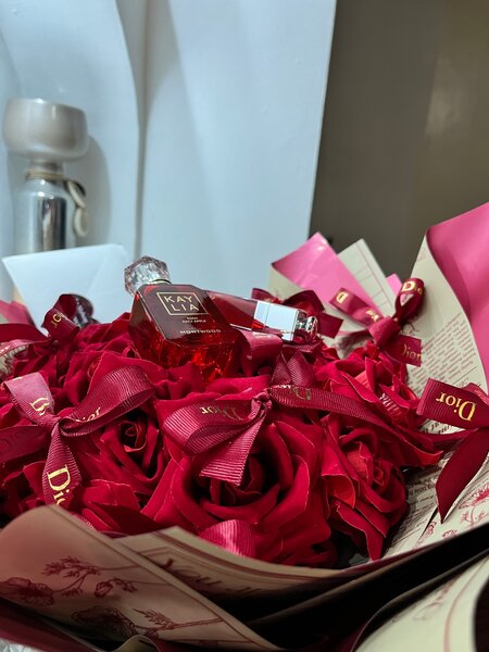 Coffret Cadeau Roses et Parfum