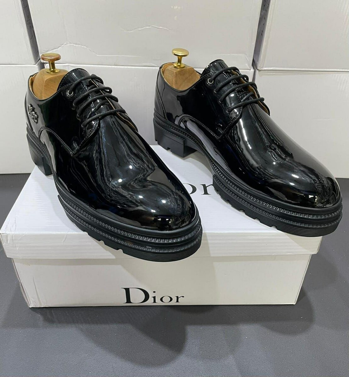 Chaussures élégantes en cuir