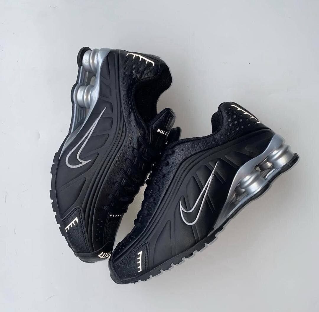 Baskets de course Nike Shox