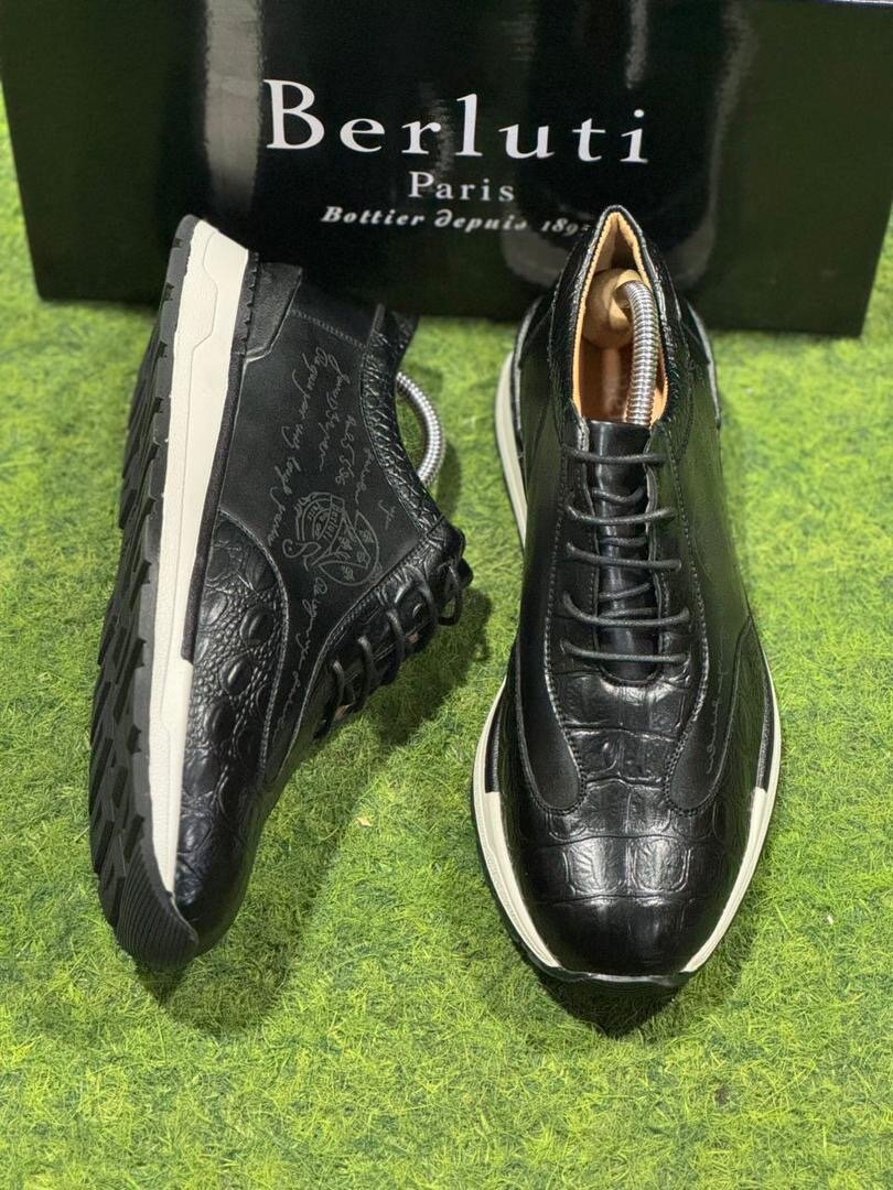 Baskets Berluti en Cuir Élégant
