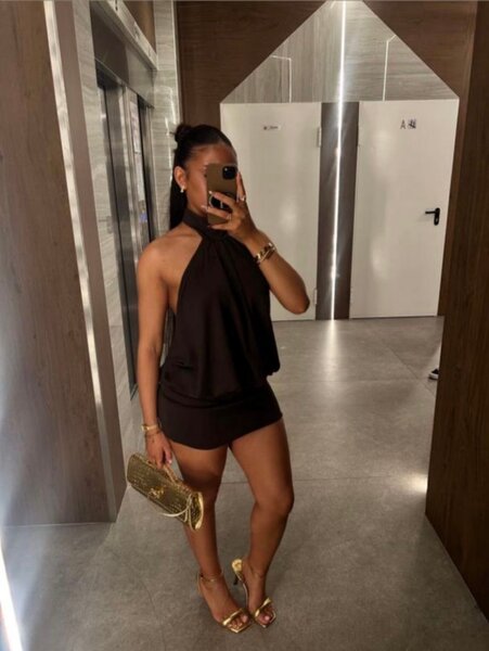 Combinaison noire élégante pour femmes