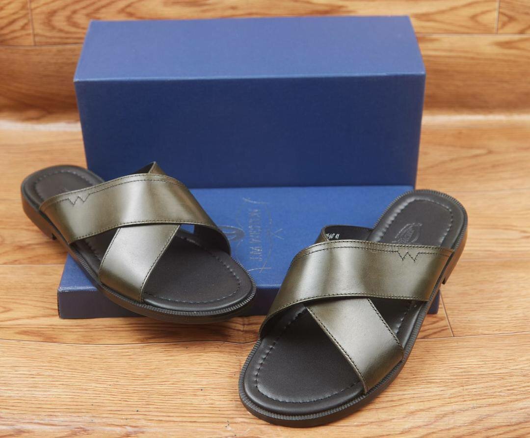 Sandales en cuir croisé homme