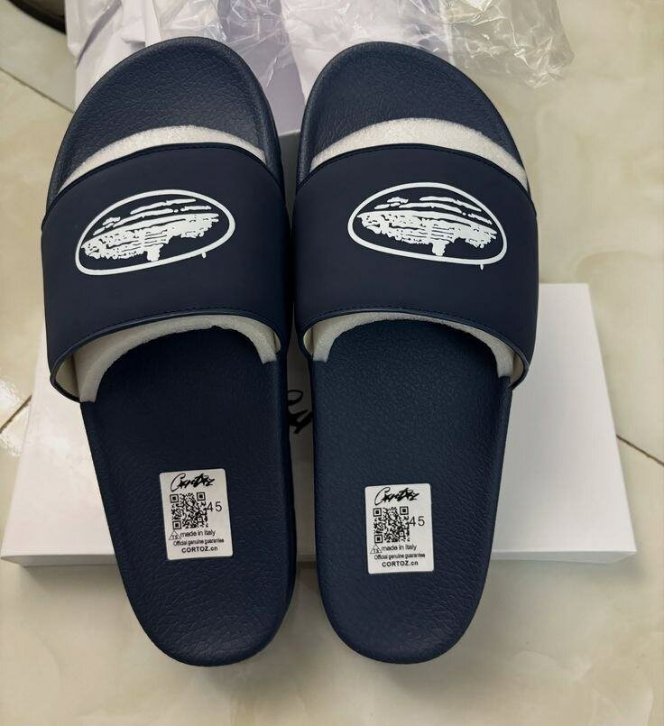 Claquettes tendance pour l'été