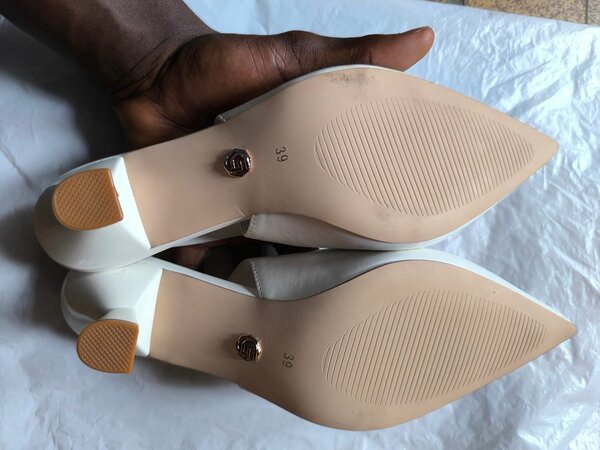 Escarpins blancs élégants