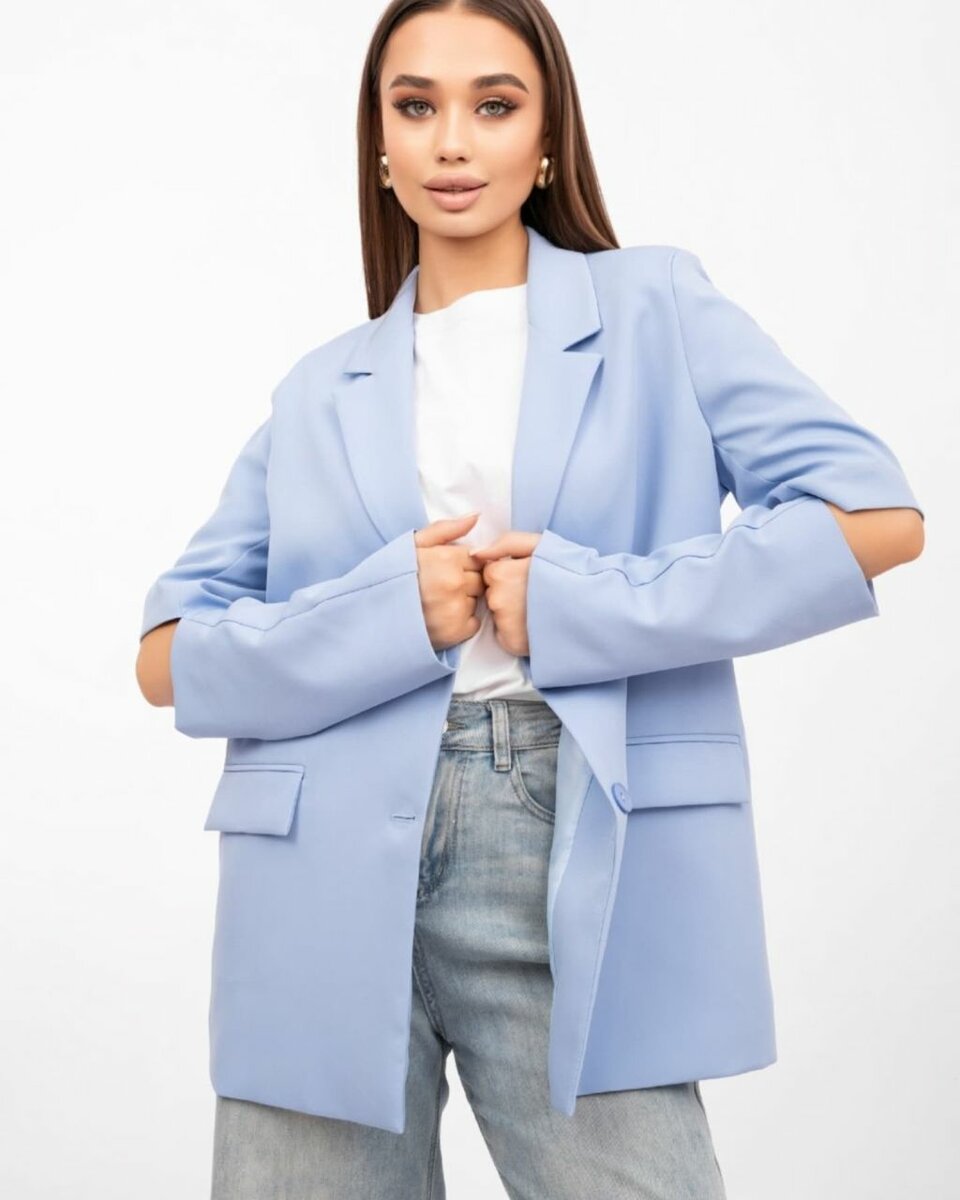 Пиджак женский голубой с разрезами на локтях