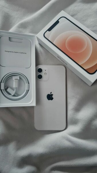 iPhone 12 - 128 Go - Débloqué